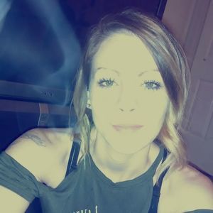 Meet your Posher, Carri